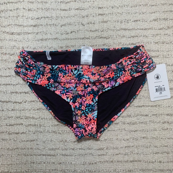 Body Glove brand bikini set - Picture 8 of 12